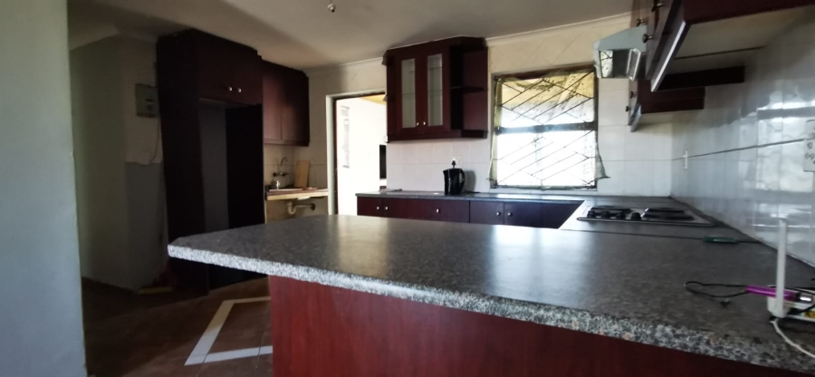 4 Bedroom Property for Sale in Colorado Park Western Cape